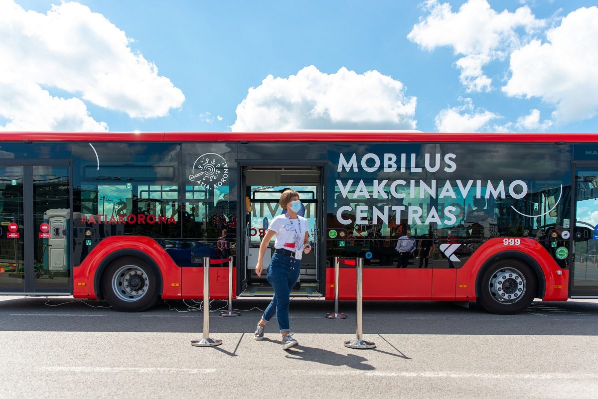 Prie „Iki“ Grigiškėse ir Kaune gyventojų lauks skiepų autobusai
