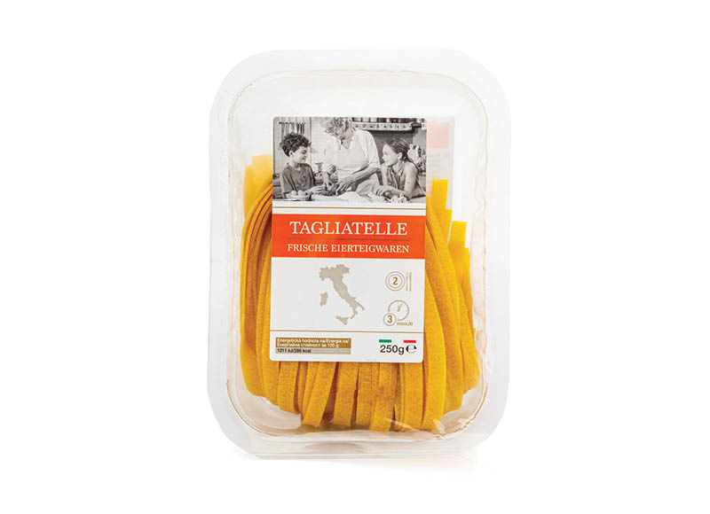 Švieži makaronai TAGLIATELLE
			, 
				 250 g, 7,16 Eur/kg. Kaina be kortelės 1,99 Eur. A lygio parduotuvėse