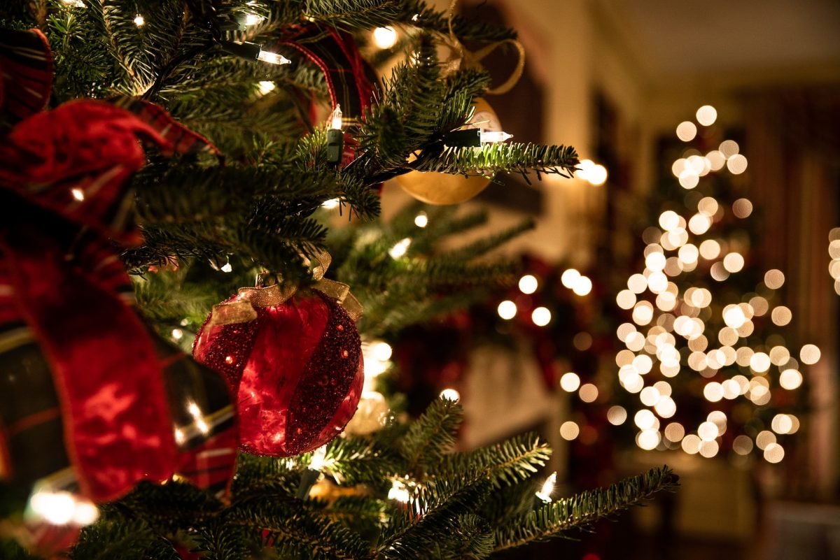 Namų puošybos mados per šias Kalėdas: dekoratorės patarimai, kaip susikurti šventinę nuotaiką