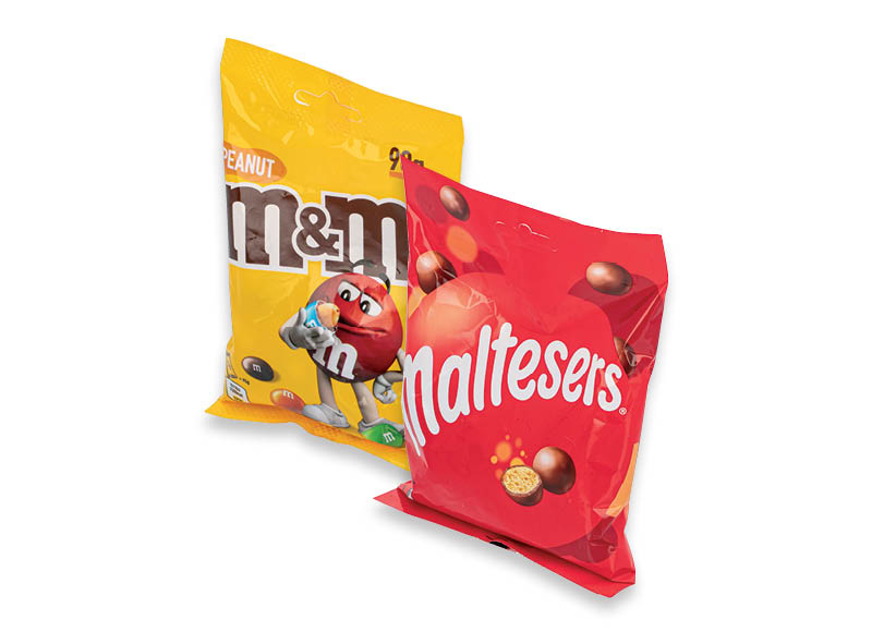 Šokoladiniams saldainiams, dražė M&M ir MALTESERS
			, 
				 45 g, 85 g, 90 g, 200 g. Įvairių rūšių