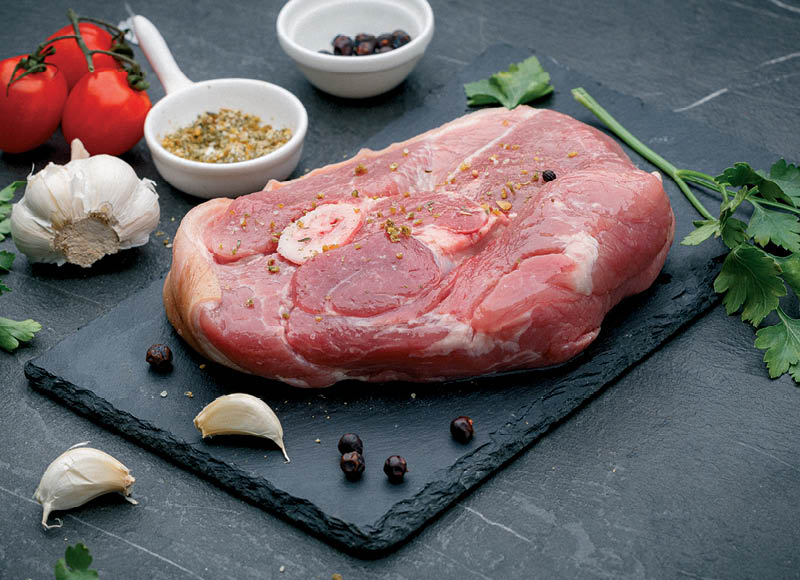 Kiaulienos mentė su kaulu
			, 
				 (sveriamoje vitrinoje) 1 kg. A lygio parduotuvėse