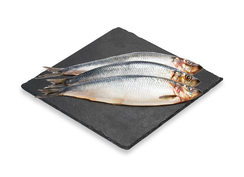 Prieskoninio sūdymo atlantinės silkės su galvomis sūryme
			, 
				 sveriamoje vitrinoje) 1 kg. A lygio parduotuvėse