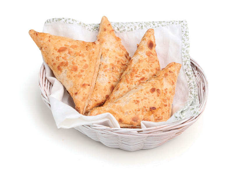 Sluoksniuota bemielė bandelė su migdoliniu kremu
			, 
				 60 g, 9,83 Eur/kg. A lygio parduotuvėse