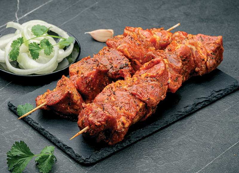 Kiaulienos sprandinės šašlykas svogūnų marinate
			, 
				 (sveriamoje vitrinoje) 1 kg. A lygio parduotuvėse