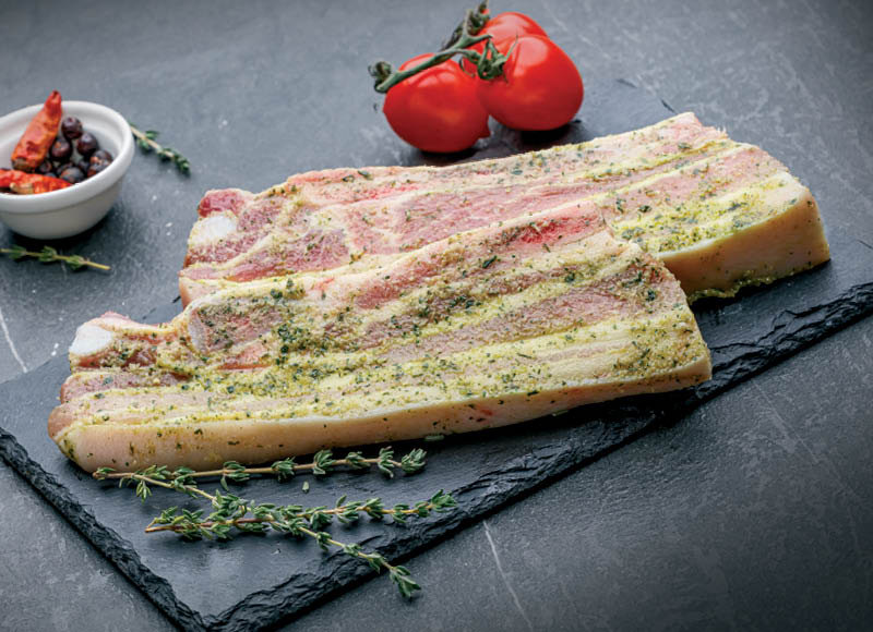 Marinuota ŽALIOJI kiaulienos šoninė su kaulu
,
su kaulu sveriamoje vitrinoje) 1 kg. A lygio parduotuvėse Marinuota ŽALIOJI kiaulienos šoninė su kaulu
,
su kaulu sveriamoje vitrinoje) 1 kg. A lygio parduotuvėse