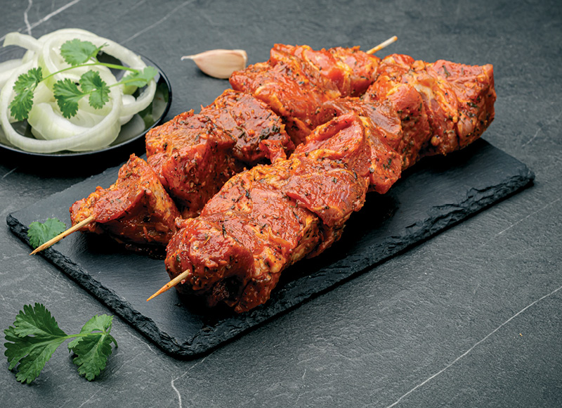 Kiaulienos sprandinės šašlykas svogūnų marinate
			, 
				 (sveriamoje vitrinoje) 1 kg. A lygio parduotuvėse