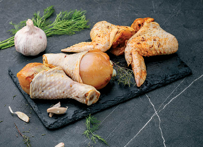 Marinuota vištiena
			, 
				 (sveriamoje vitrinoje) 1 kg, 2 rūšių