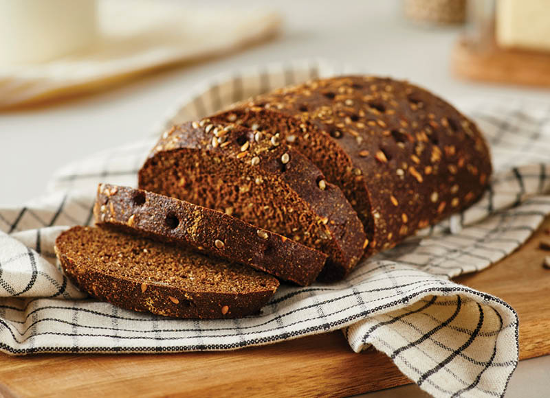 rugine-veganiska-duona-su-kanapiu-seklomis
