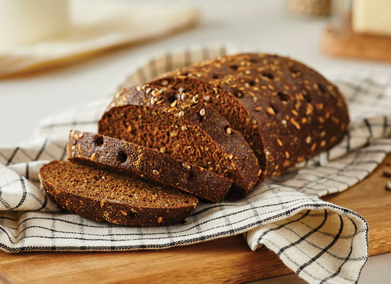 rugine-veganiska-duona-su-kanapiu-seklomis
