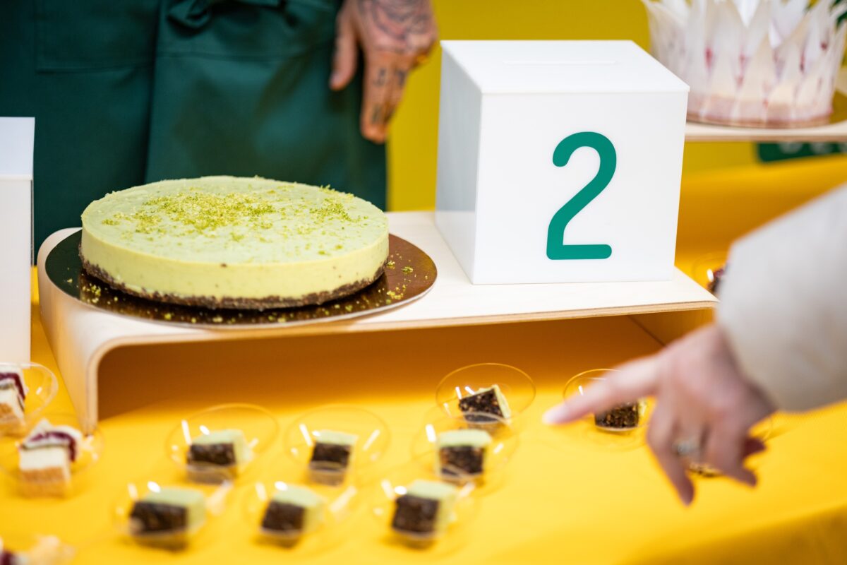 Avokadų ir žaliųjų citrinų pyragas be glitimo