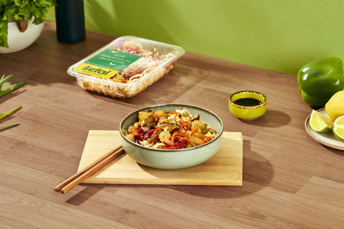 wok-makaronai-su-darzovemis