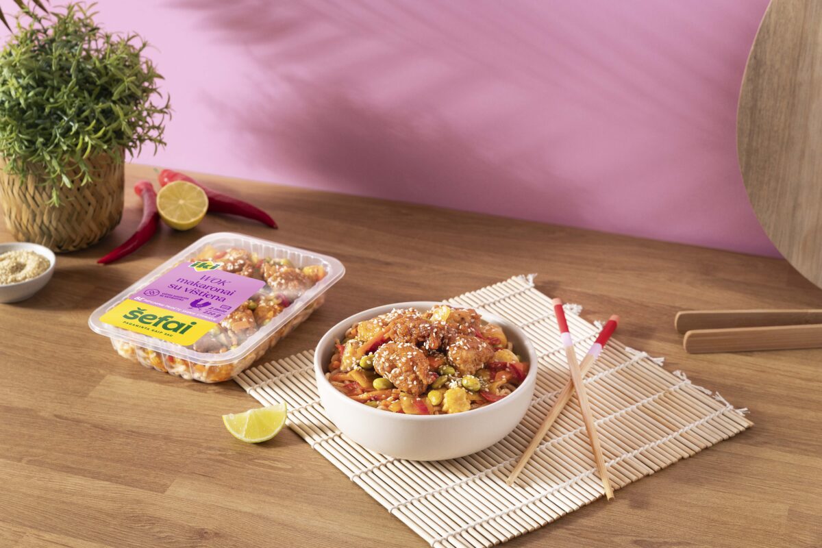 wok-makaronai-su-vistiena
