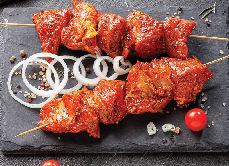 IKI ŠEFAI kiaulienos sprandinės šašlykas svogūnų marinate