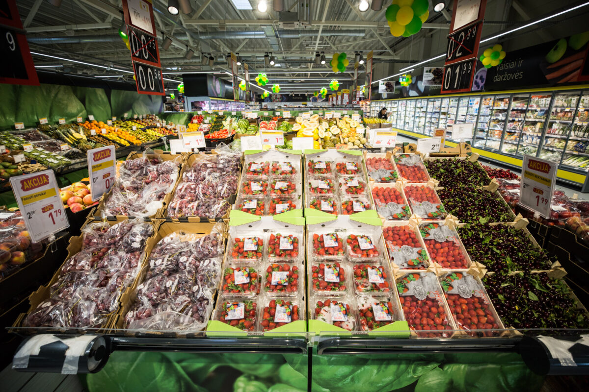 Lietuvių vasaros prekių krepšelių hitai: arbūzai, braškės ir pomidorai