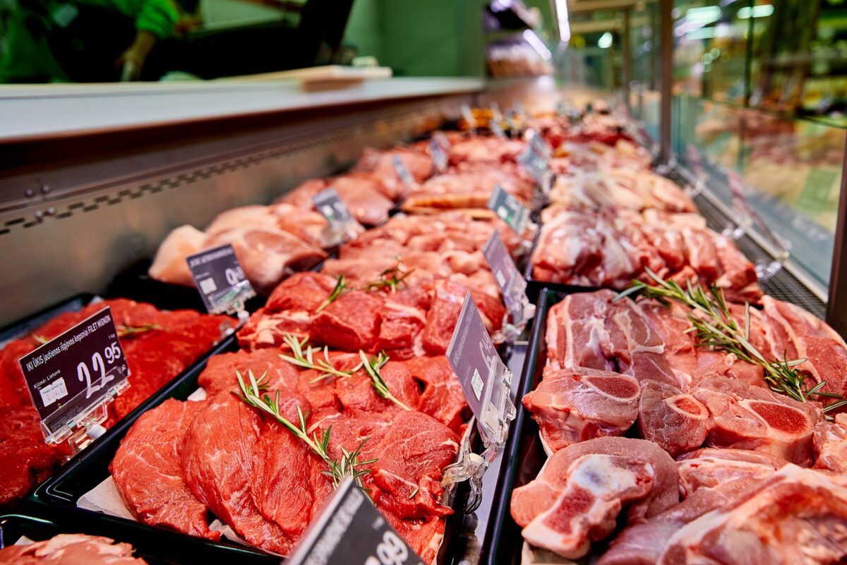 Raudona ar balta mėsa: ką privalome žinoti ne tik renkantis, bet ir gaminant?