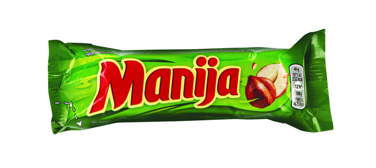 sokoladinis-batonelis-su-lazdyno-riesutais-manija