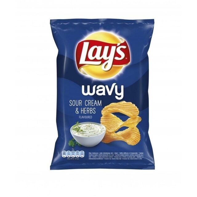 grietines-ir-prieskoniniu-zoleliu-skonio-bulviu-traskuciai-lays-wavy