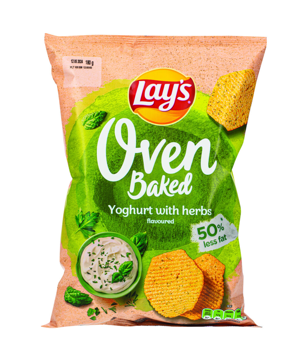 jogurto-ir-prieskoniniu-zoleliu-kepti-bulviu-traskuciai-lays-oven-baked
