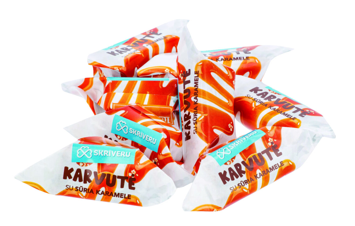saldainiai-skriveru-karvute