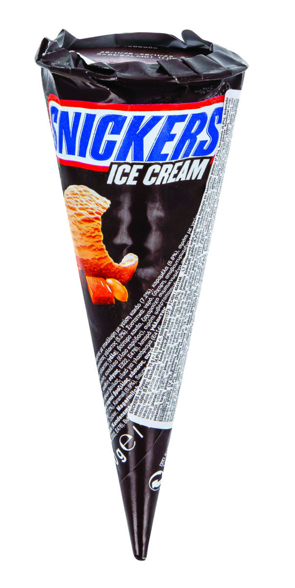 snickers-ledai-vafliniame-kugelyje-110ml