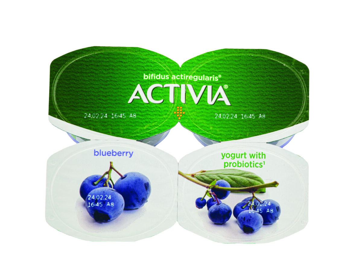 jogurtas-su-melynemis-activia